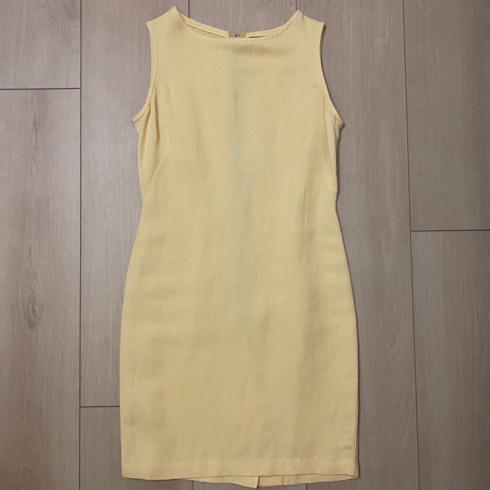 United Colors of Benetton Sleeveless Pale Yellow Shift Dress - Size 40 (Italy)